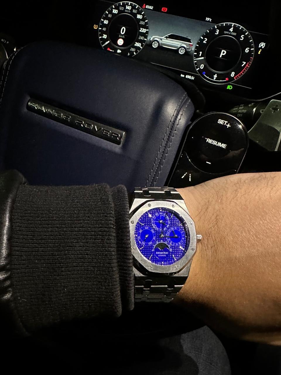 ساعات اصلية مستعملة للبيع