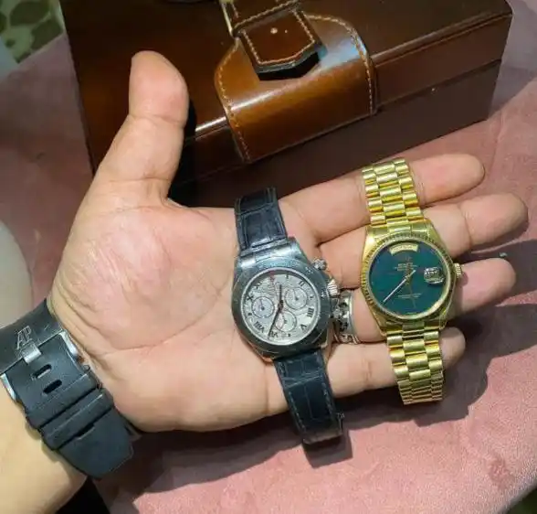 شراء ساعات مستعملة في مصر