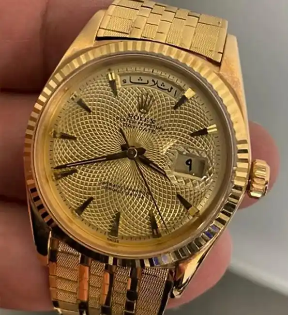 شراء ساعة ذهب