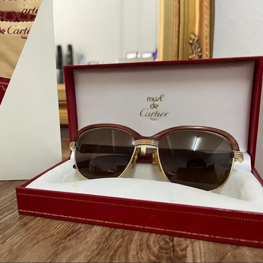 لماذا تعتبر شراء ساعات ونظارات واقلام كارتير استثمارًا ذكيًا ؟