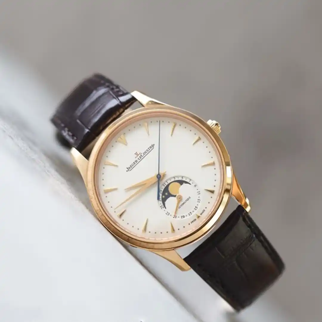 شراء ساعة جيجر لوكولتر