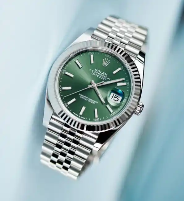 محلات شراء ساعات في الاردن