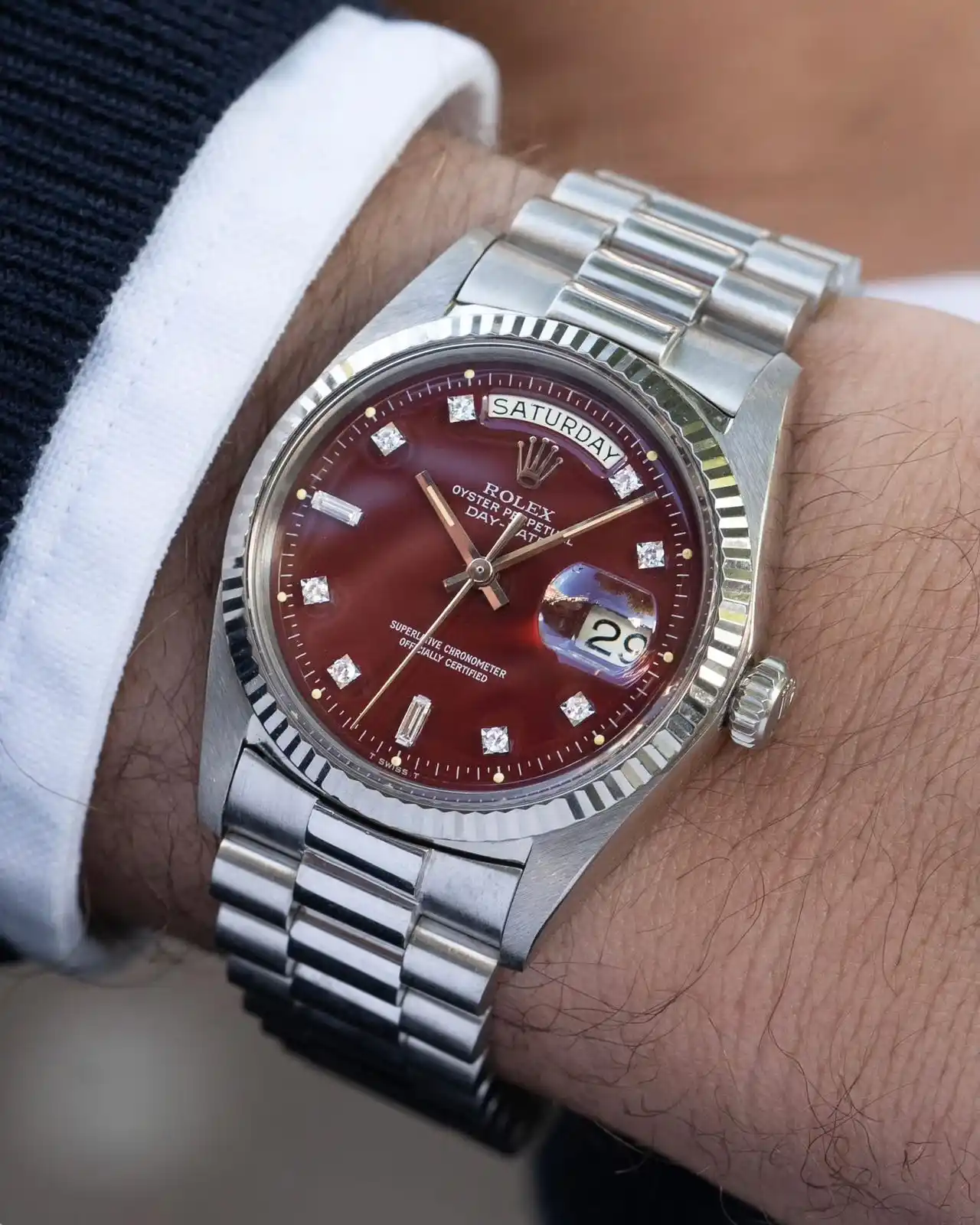 عايز ابيع ساعة رولكس